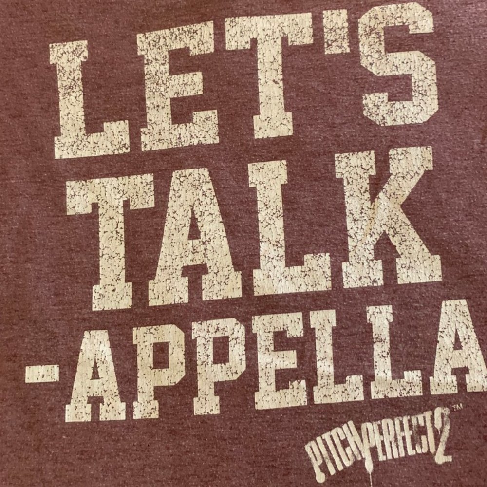 Red Pitch Perfect 2 TALK-APPELLA Graphic Tee Shirt - Picture 2 of 3
